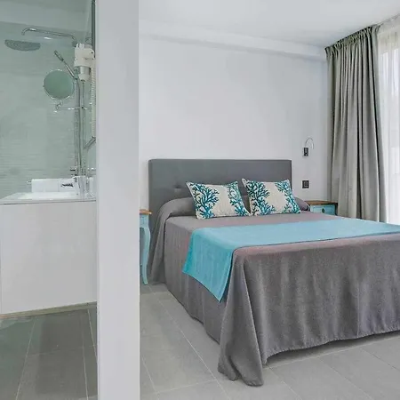 Two Dreams Luxury Villa